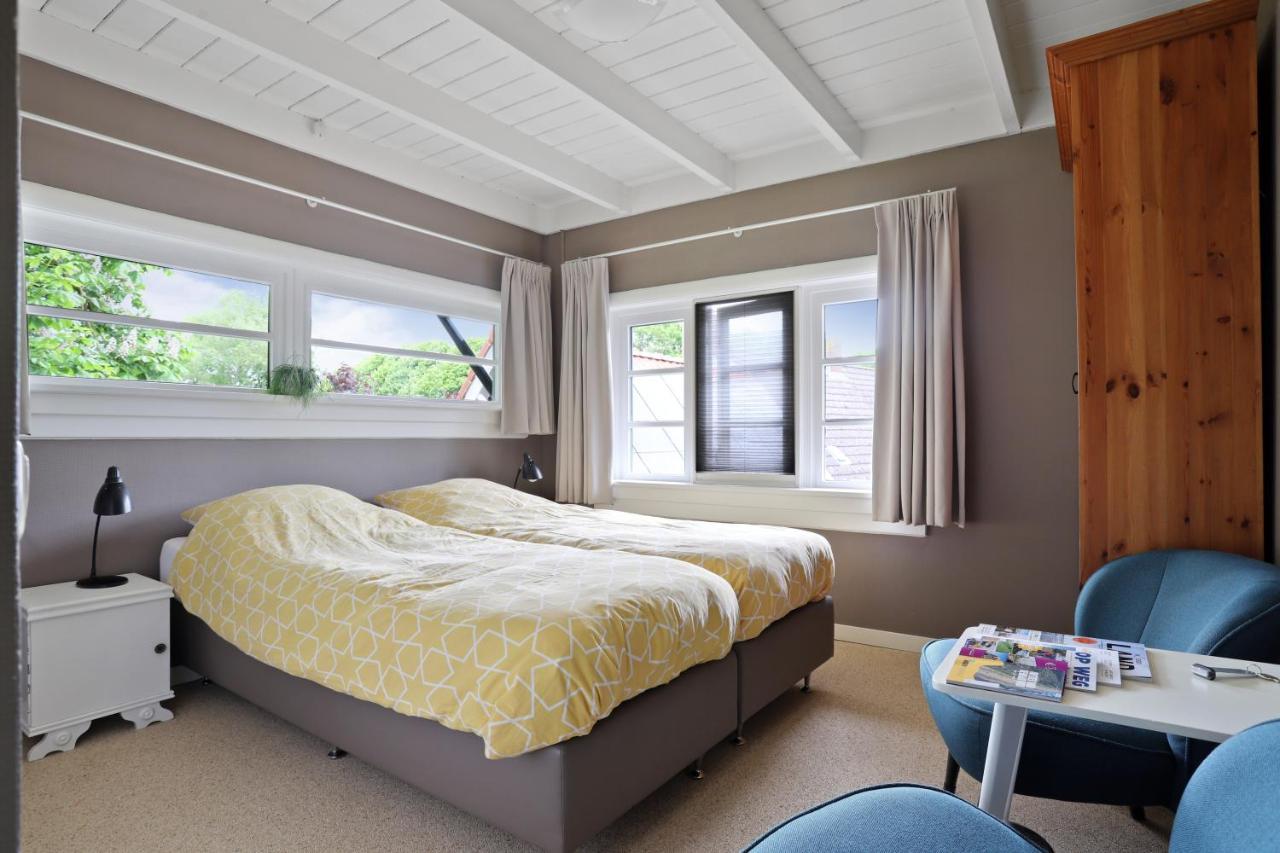 Vierhuizen B&B - Sauna D'Olle Pastorie المظهر الخارجي الصورة