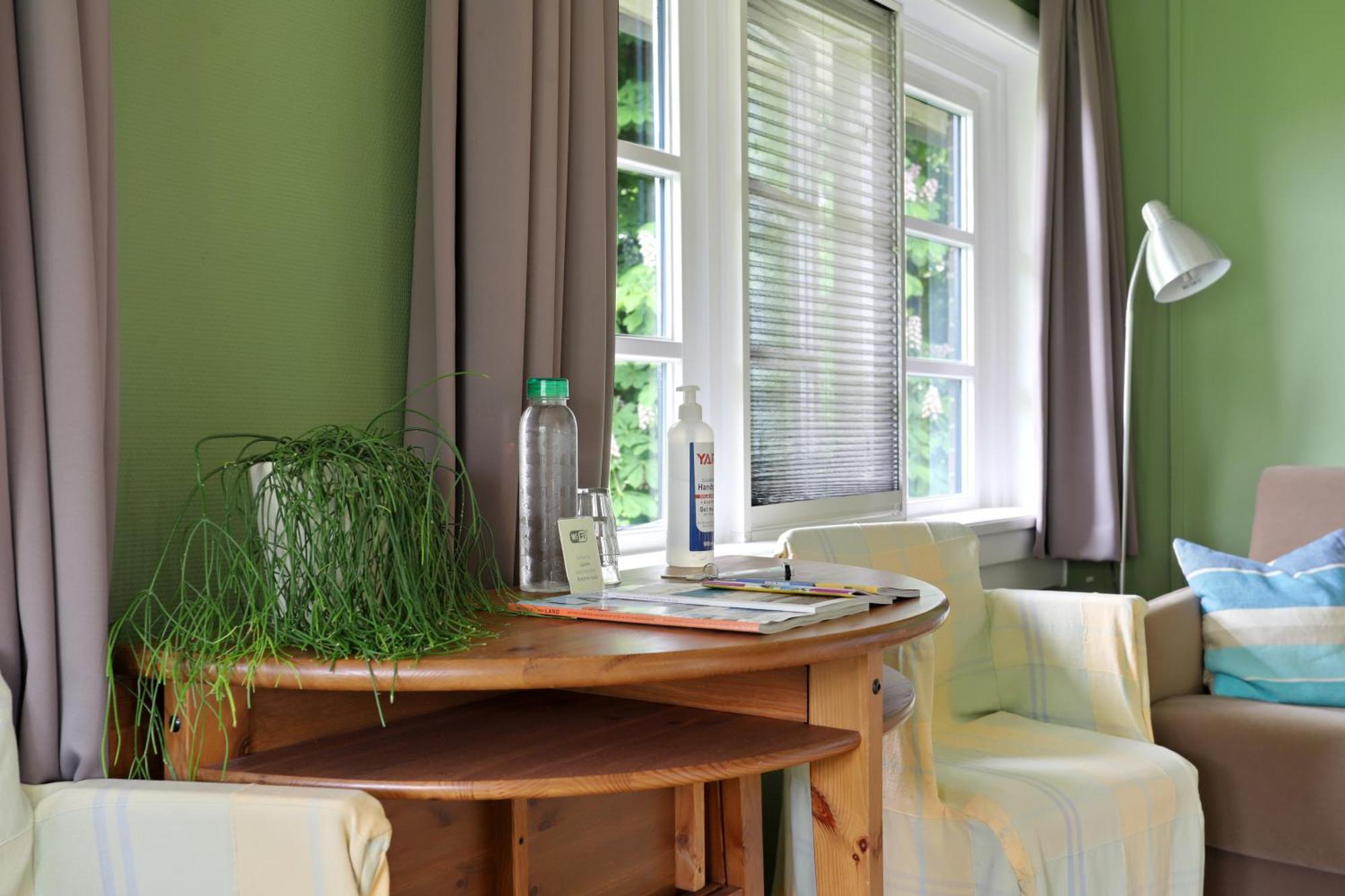 Vierhuizen B&B - Sauna D'Olle Pastorie المظهر الخارجي الصورة