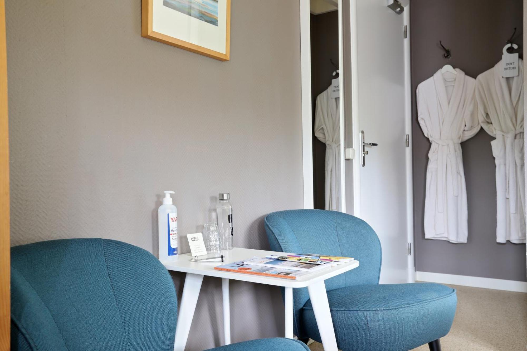 Vierhuizen B&B - Sauna D'Olle Pastorie الغرفة الصورة